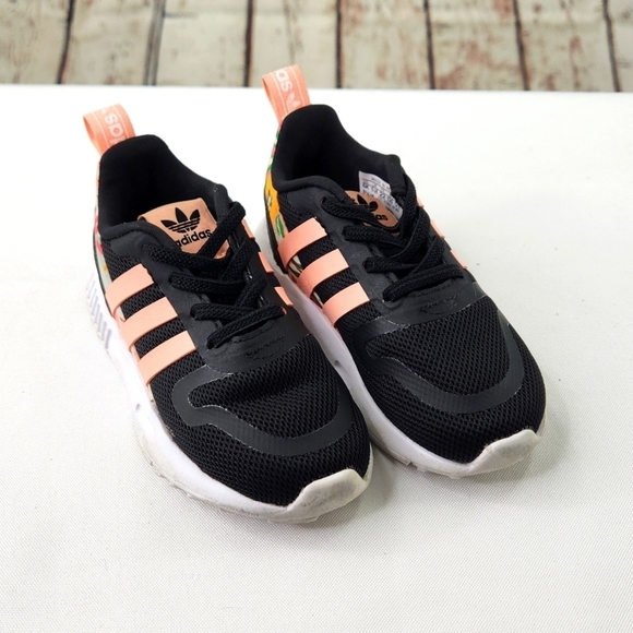 Adidias Originals Multix Td Sneakers - Picture 2 of 8